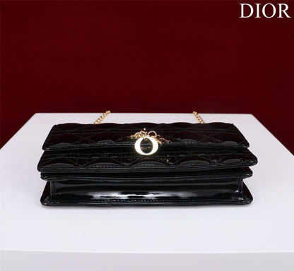 my cd mini 21 black patent calfskin
