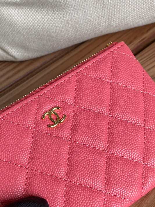 cc zipped wallet 15 dark pink caviar gold hardware