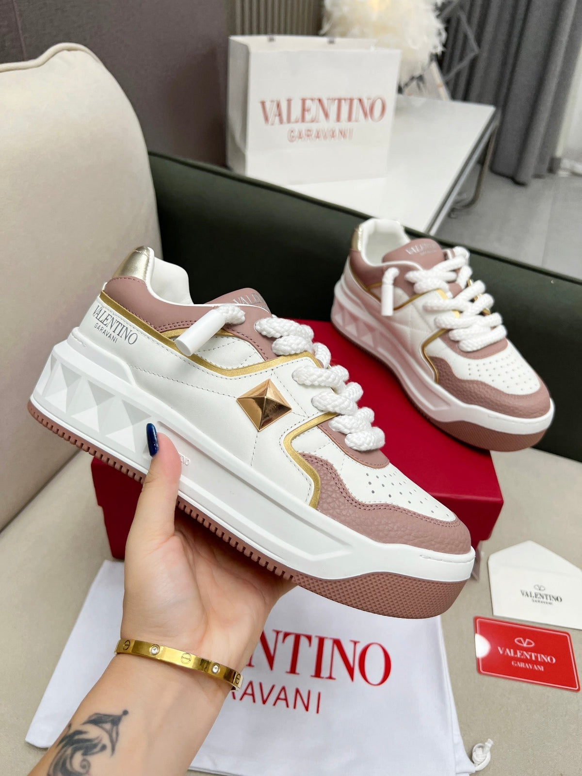 VT 25 One Stud Platform Sneaker White Pink Cowhide