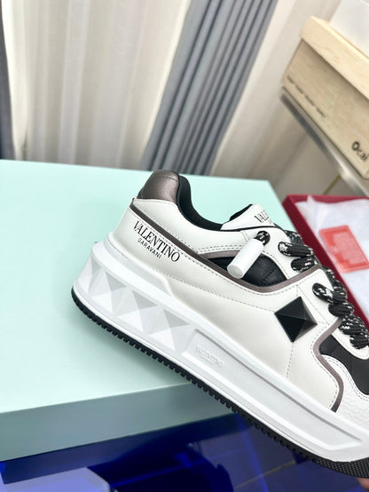 One Stud Xl Low-Top Sneaker Black White Nappa Leather Fabric