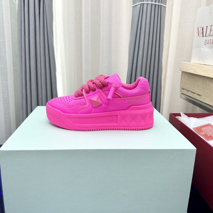 One Stud Garavani Pink One Stud XL Sneakers