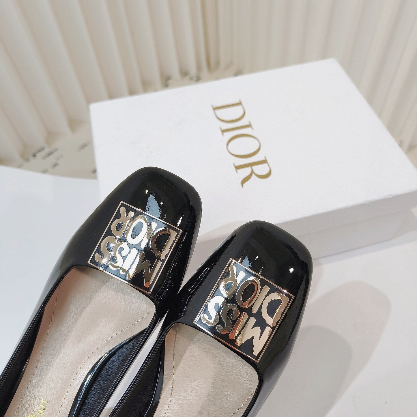 Miss Dior Pump 40mm In Glossy Black Cowhide 111368