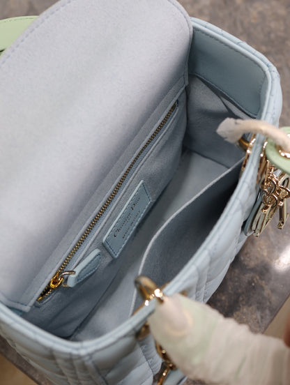 Lady Bag 17cm Celeste Blue Pale Green Lambksin