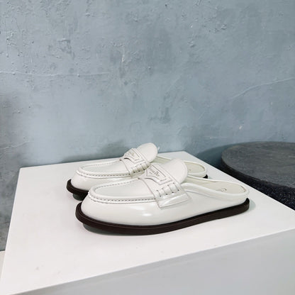 CD Boy Mule White Cowhide
