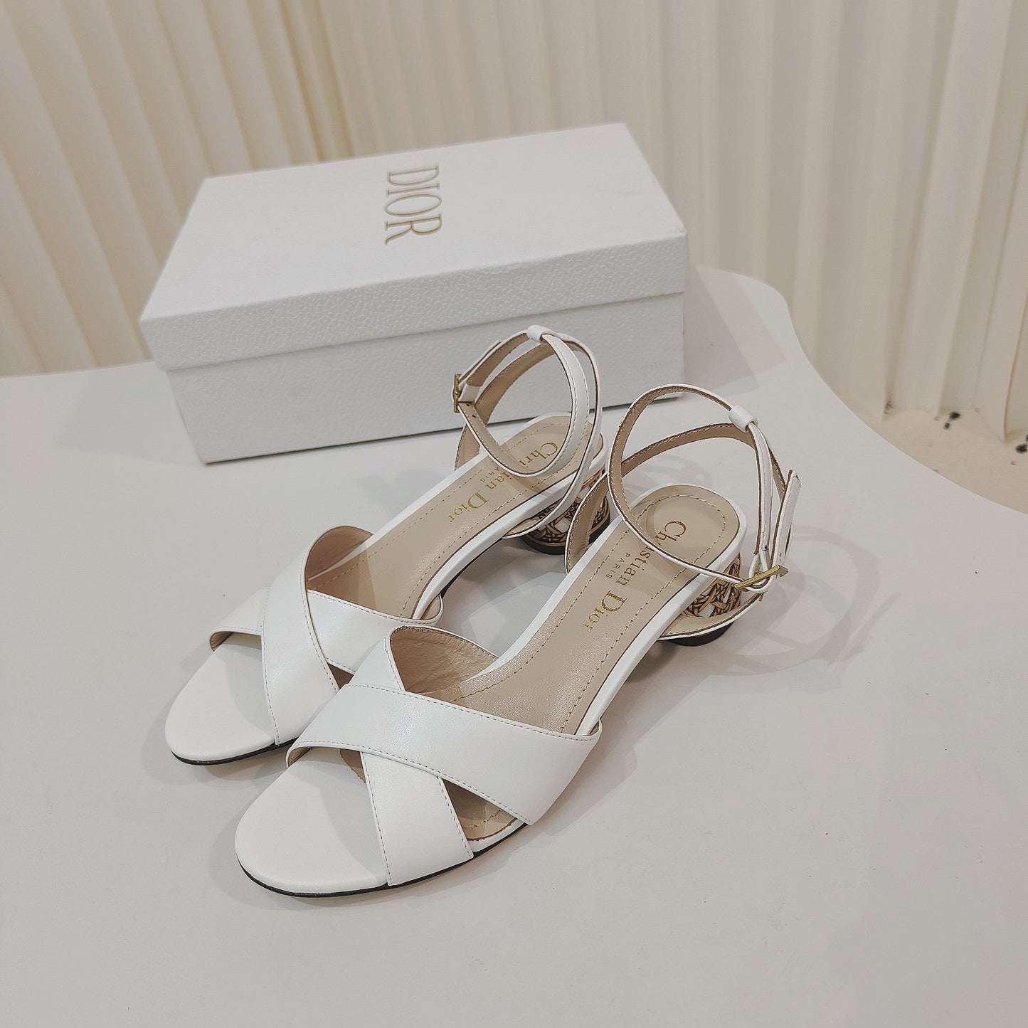 CD 26s Criss-Cross Strap Sandals 4cm Tan Leather 927496