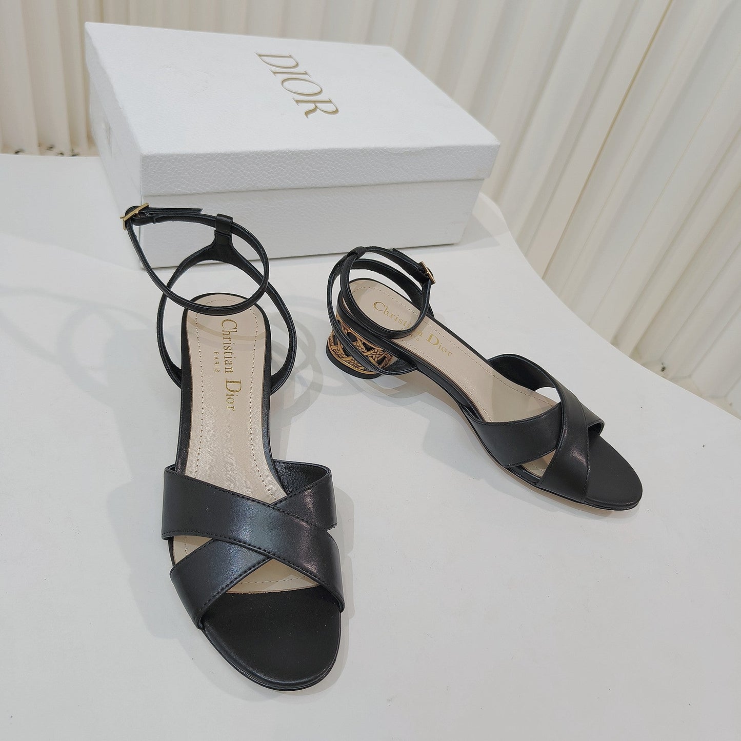 CD 26s Criss-Cross Strap Sandals 4cm Black Leather 927497