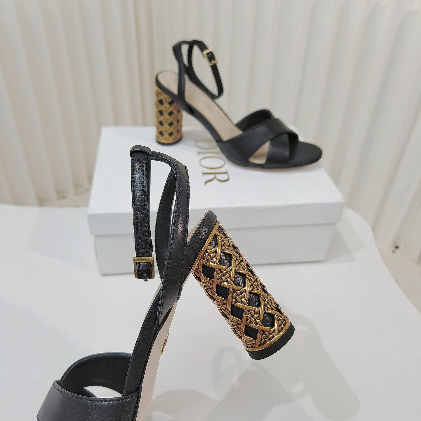 CD 26s Criss-Cross Strap Sandals 8cm Black Leather 927499