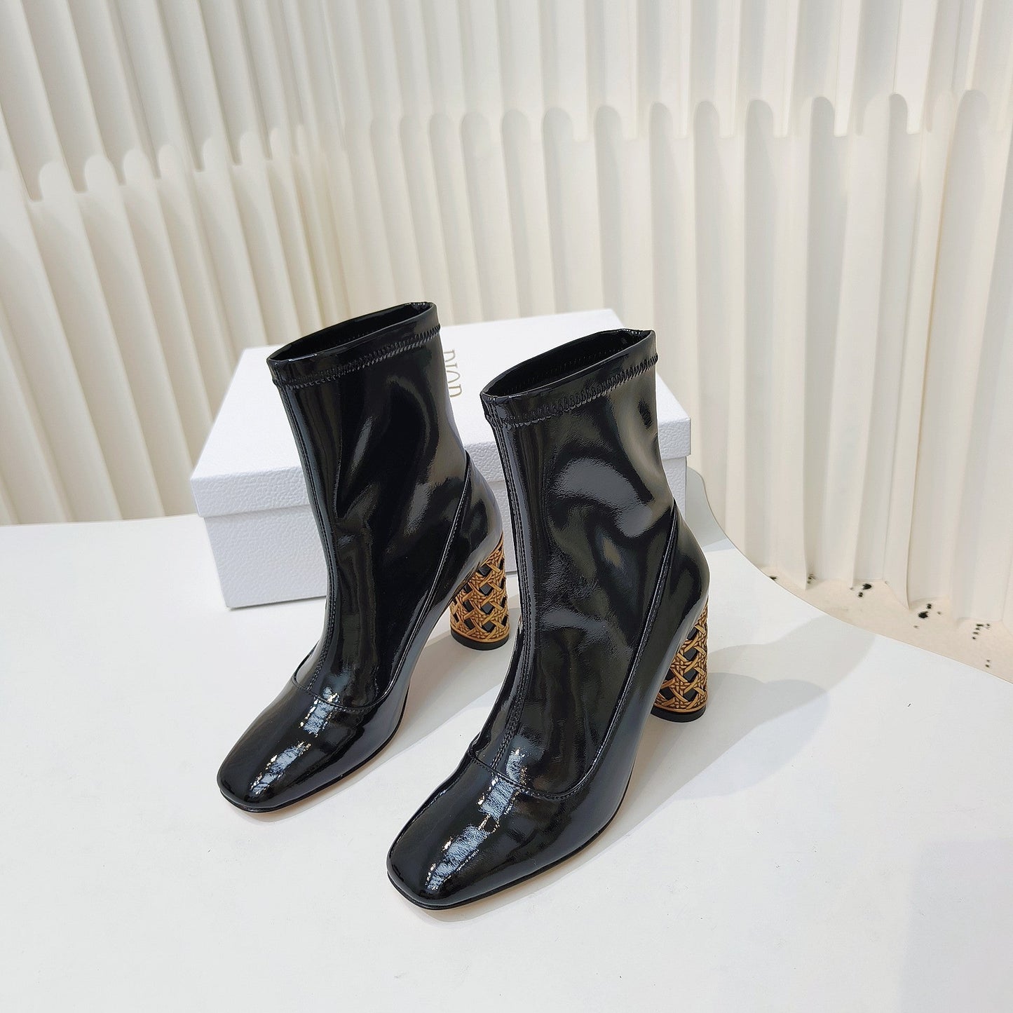 CD Icon Heeled Ankle Boot 80mm In Glossy Black Cowhide 111384