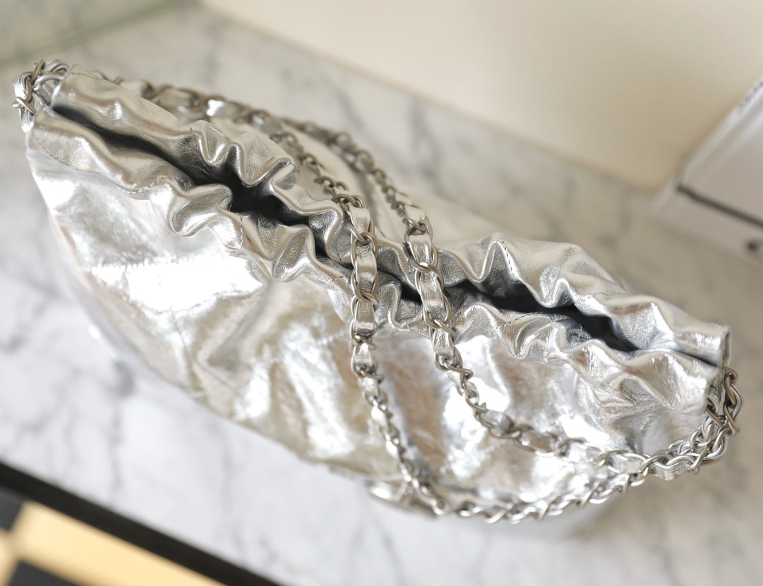25C Hobo 22 Bag 35cm Silver Metalic Lambskin