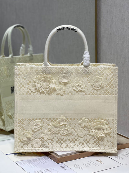 CD Fish Shreds White Book Tote 42cm Bag Canvas 336594