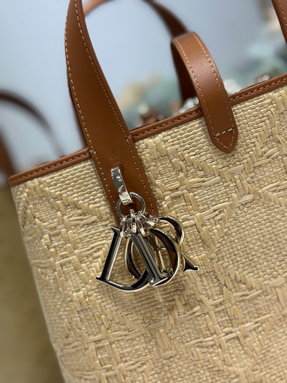 CD Medium Toujours Vertical Tote Bag 23cm Natural Cannage Raffia 288651