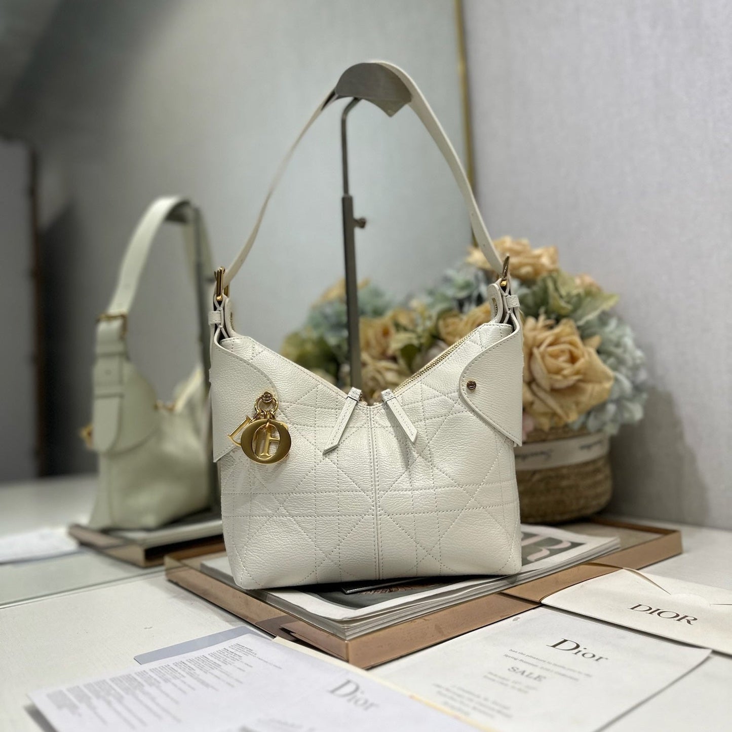 CD Small Dior Voyage Bag 22cm White Macrocannage Calfskin 288621