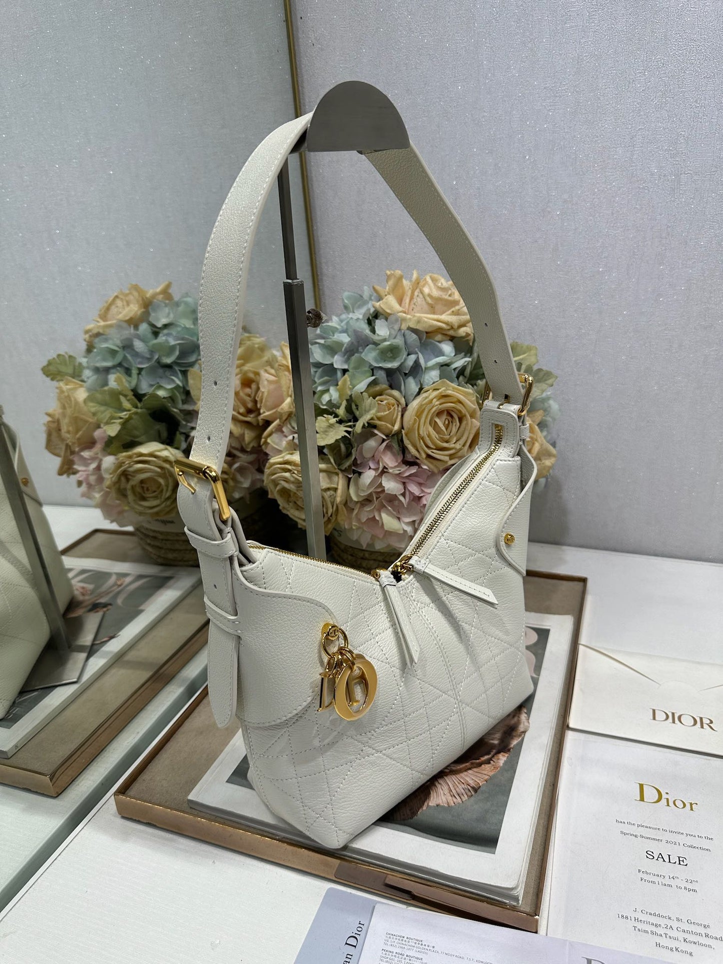 CD Small Dior Voyage Bag 22cm White Macrocannage Calfskin 288621