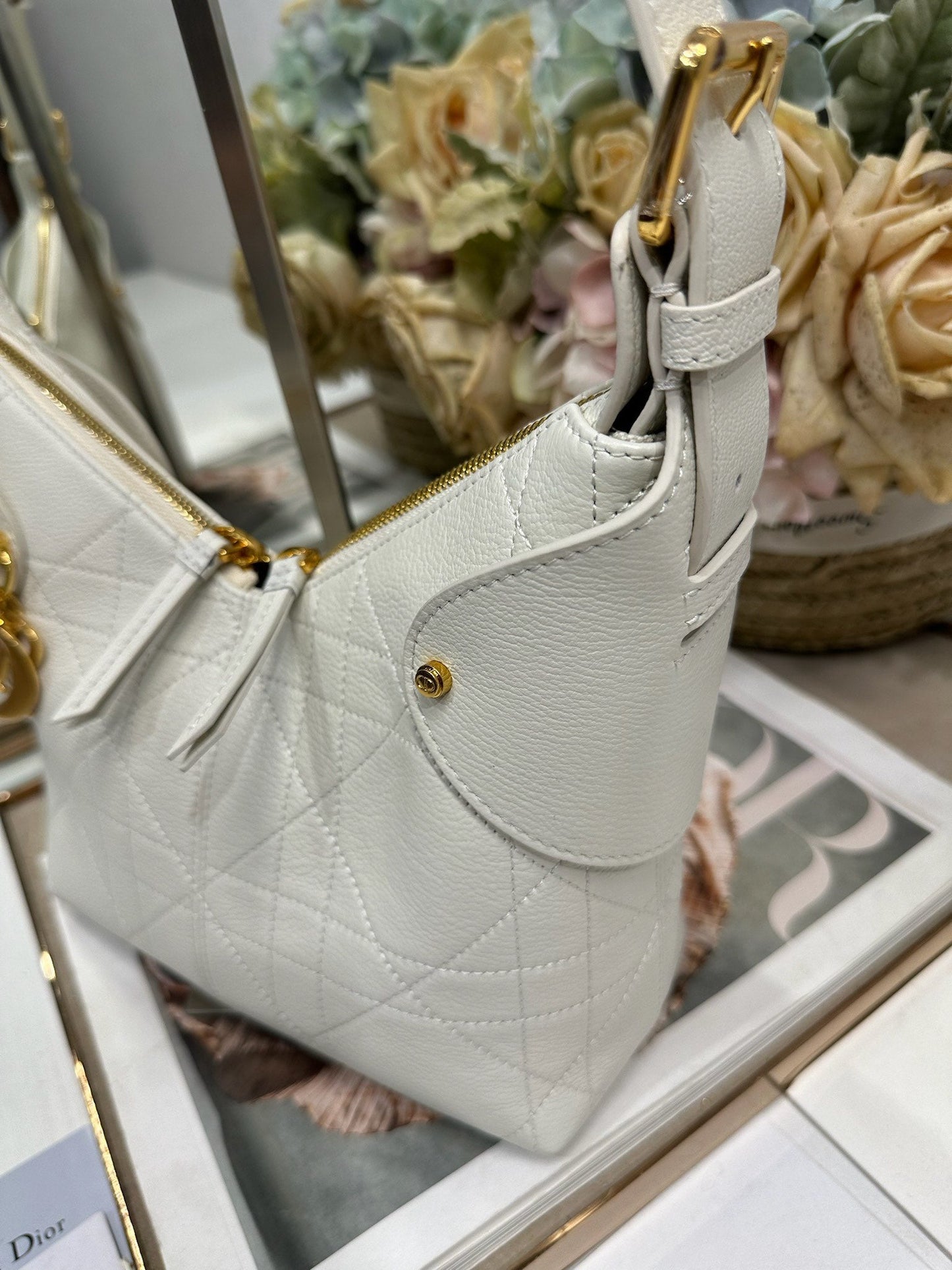 CD Small Dior Voyage Bag 22cm White Macrocannage Calfskin 288621