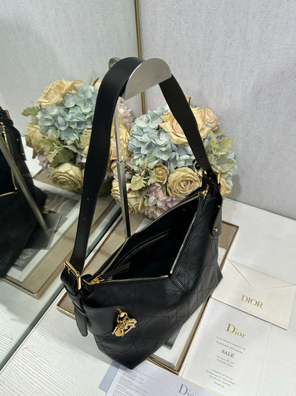 CD Medium Dior Voyage Bag 28cm Black Macrocannage Calfskin 288628