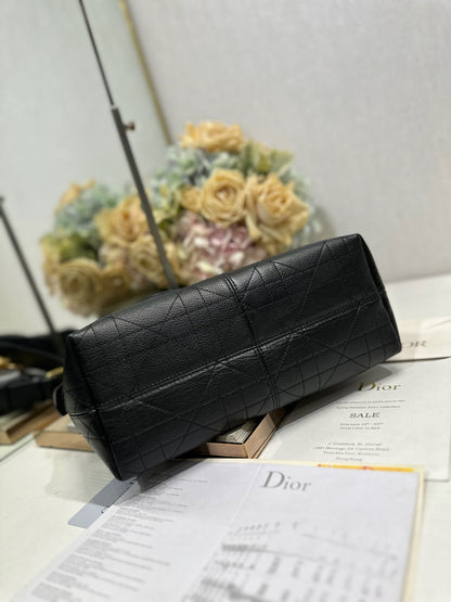 CD Medium Dior Voyage Bag 28cm Black Macrocannage Calfskin 288628