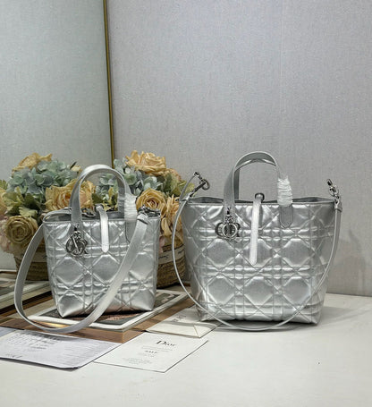 CD Toujours Tote Bag Metallic Sliver-Tone Calfskin 288535