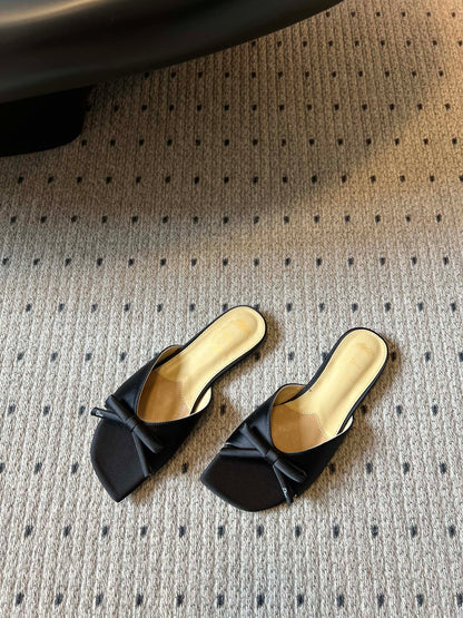 CD 26s Bow Slide Black Satin 820002