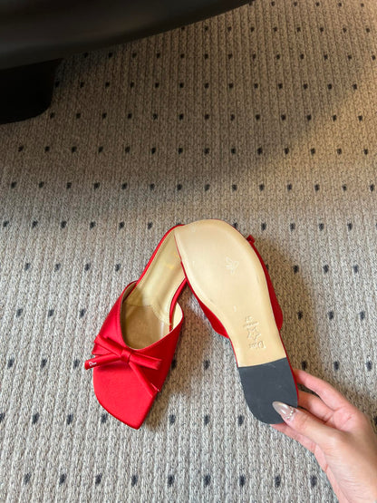 CD 26s Bow Slide Red Satin 820004