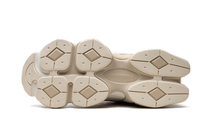 9060 "Beige White" U9060SS