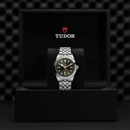 Black Bay One 39mm - Black, Diamond-Set on Bracelet