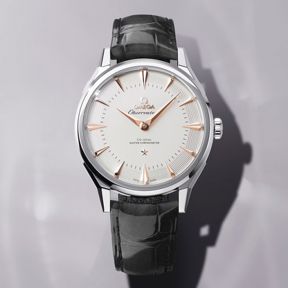 Constellation Observatory 39.4mm - White, Sedna™ Gold Accents on Leather Strap