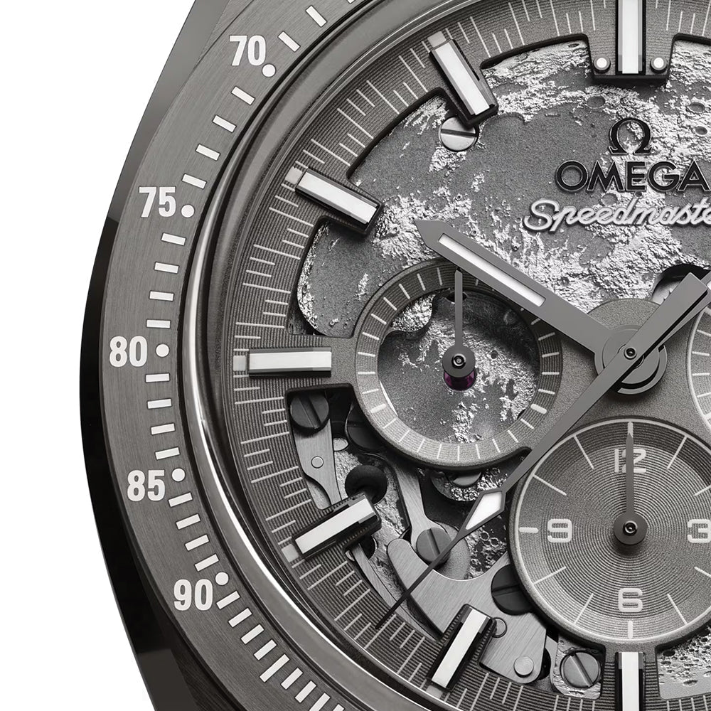 Speedmaster Grey Side of the Moon Grey Ceramic 44.25mm - Grey on Fabric Strap