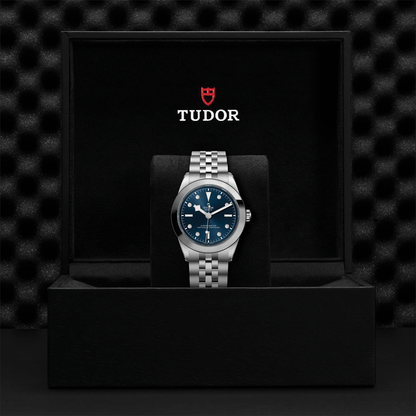 Black Bay One 39mm - Blue, Diamond-Set on Bracelet