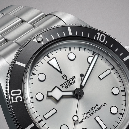 Black Bay 68 43mm - Silver, Black Bezel on Bracelet