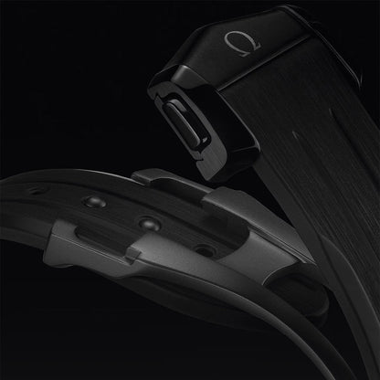 Speedmaster Dark Side of the Moon Black Ceramic 44.25mm - Full Black on Rubber Strap