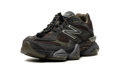 9060 "Blacktop/Dark Moss/Black" U9060PH
