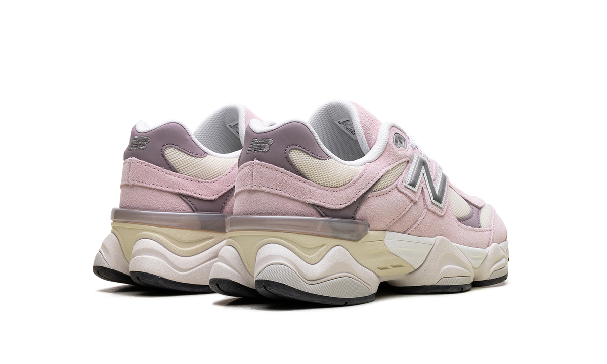 9060 GS "Pink White" GC9060BE