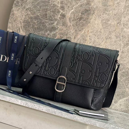 Medium Dior Daily Messenger Bag with Flap