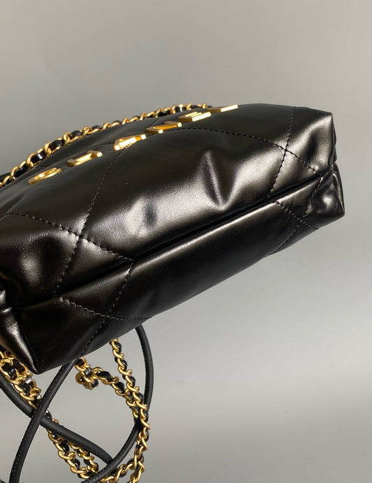 CC 22 Hobo Bag 19cm Black Lambskin Gold Hardware