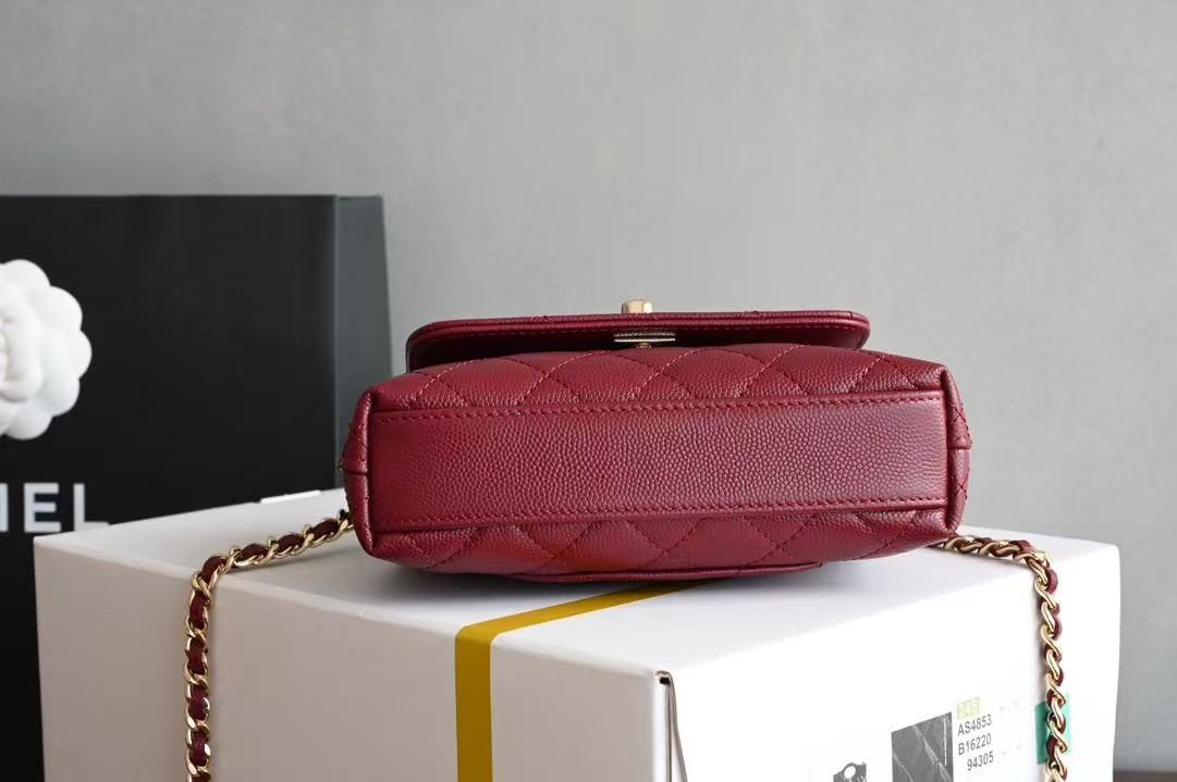 CC Clutch Top Handle 14.5cm Dark Red Grained Calfskin