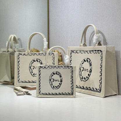 CD Medium Dioriviera Book Tote White Embroidered Canvas 158041