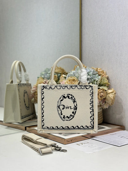 CD Medium Dioriviera Book Tote White Embroidered Canvas 158041