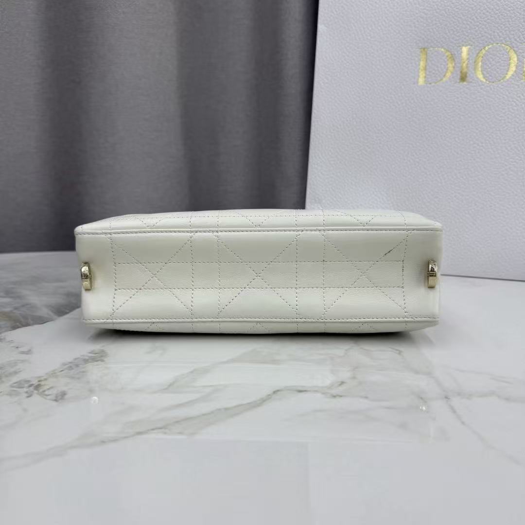 CD 26s Trianon Bag with Chain White Lambskin