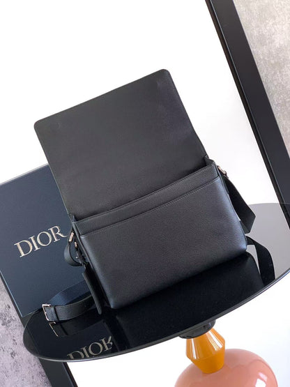 CD  Icon Messenger Bag Black Grain