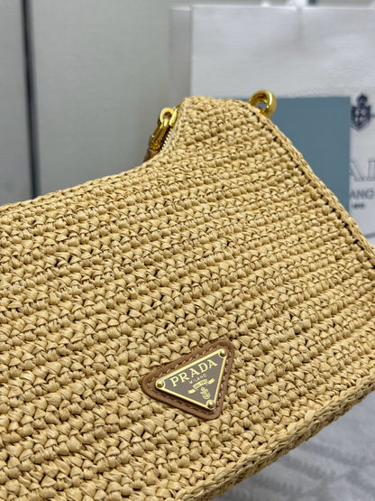 Prada Re-Edition 2005 Bag 23cm Beige Raffia