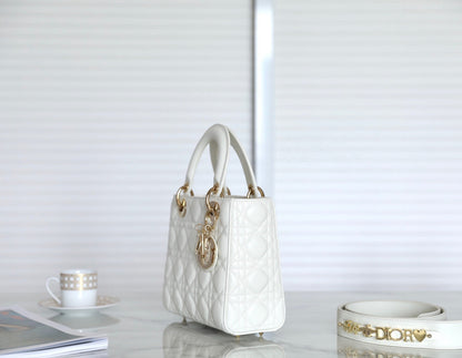 CD Medium Lady 20cm Bag White Calfskin Ghw
