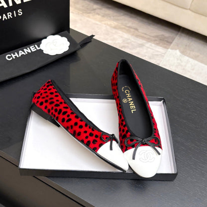 CC 26s Ballet Flat Black Red Horsehair
