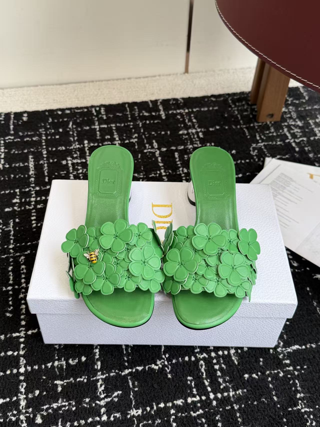 CD Bloom Mules 4.5CM Green Leather Flowers Bee Accent 966855
