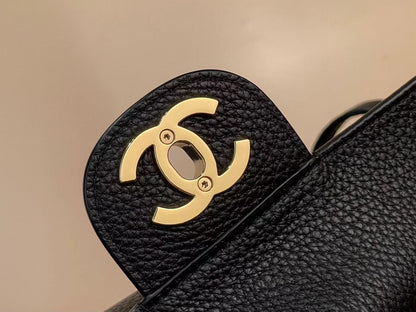 Chanel 2026 Maxi Flap Bag Black Grained Calfskin With Gold Hardware