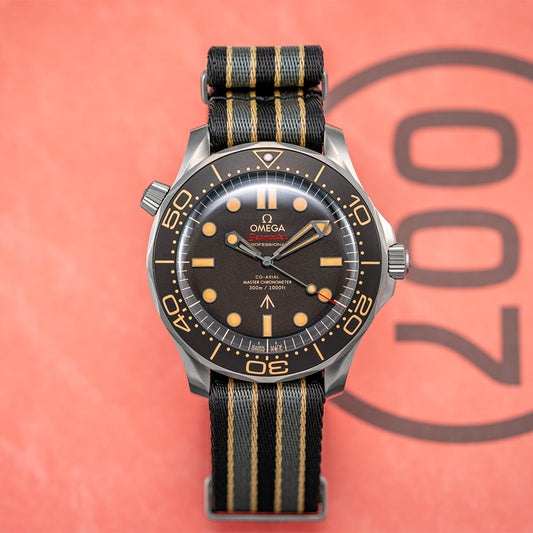 Seamaster Diver 300M 007 Edition 42mm - Brown on Fabric Strap