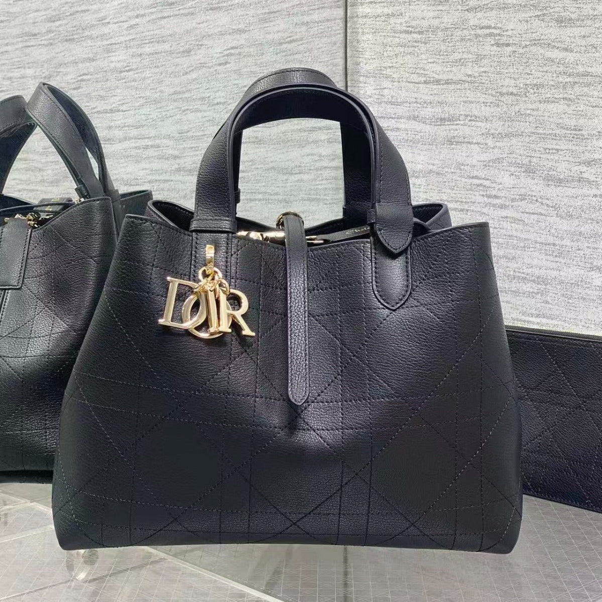 CD 26s Toujours Bag 28.5cm Macrocannage Calfskin