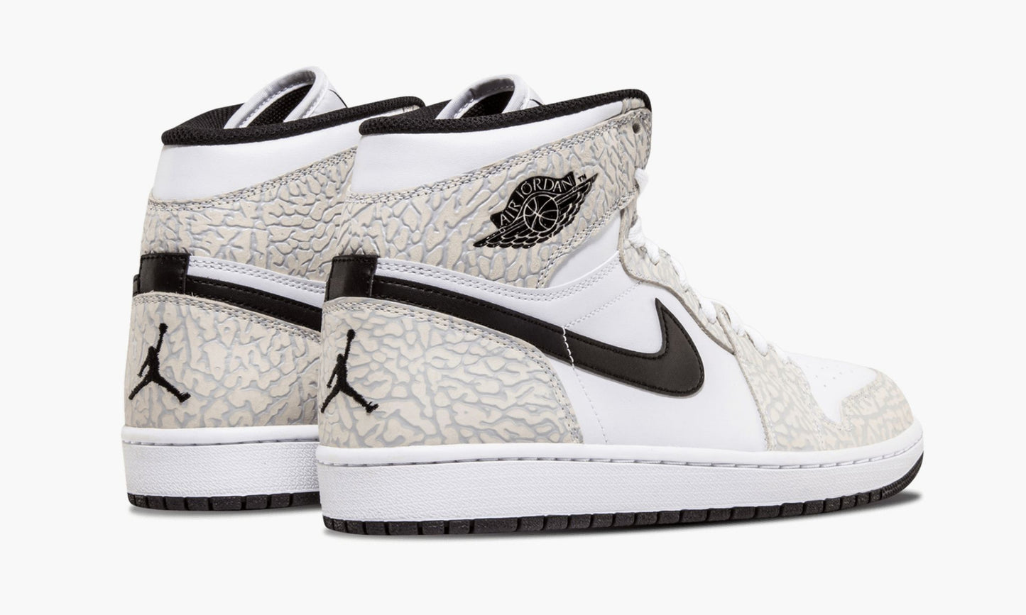 Air Jordan 1 Retro High Sneakers - Performance Runner | Street Style