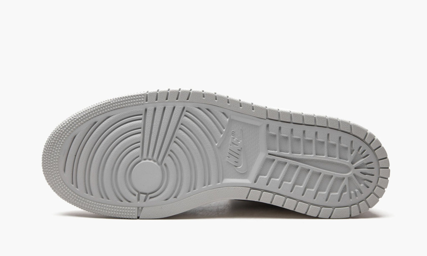 Air Jordan 1 Zoom CMFT “London” Sneakers - Legend Status