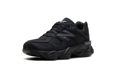 9060 GS "Triple Black" GC9060BB