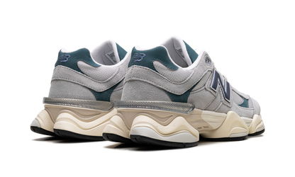9060 "Concrete Vintage Indigo New Spruce" U9060HMS